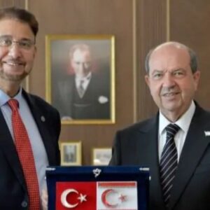 ingiliz diplomatin kktc ziyareti ulkeyi karistirdi FA3G11WZ