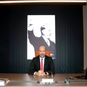 ozlem cercioglu chpden istifa etti RCubZjKU