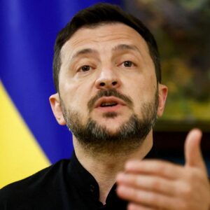 trump putin zirvesi yaklasiyor zelenski yumusadi ukrayna toprak verebilir nPTgzl2V