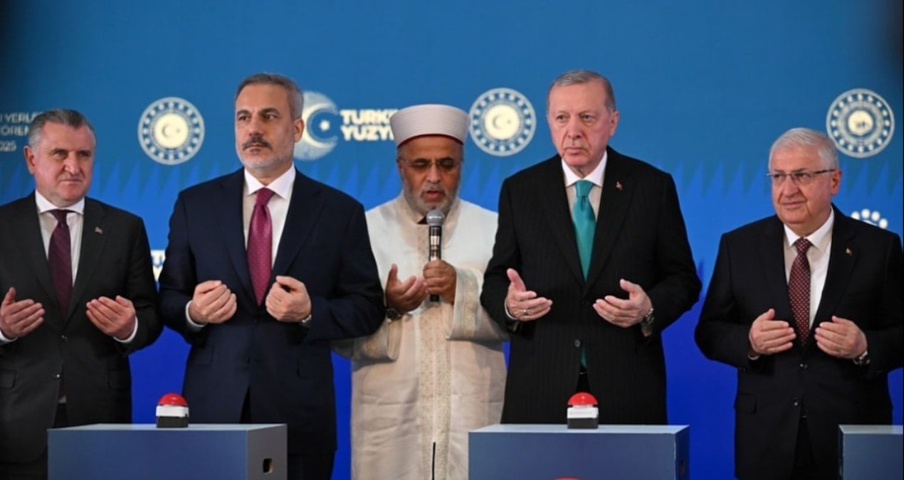 ali erbas son gun duaya yardimcisini gonderdi zcyDdcAS