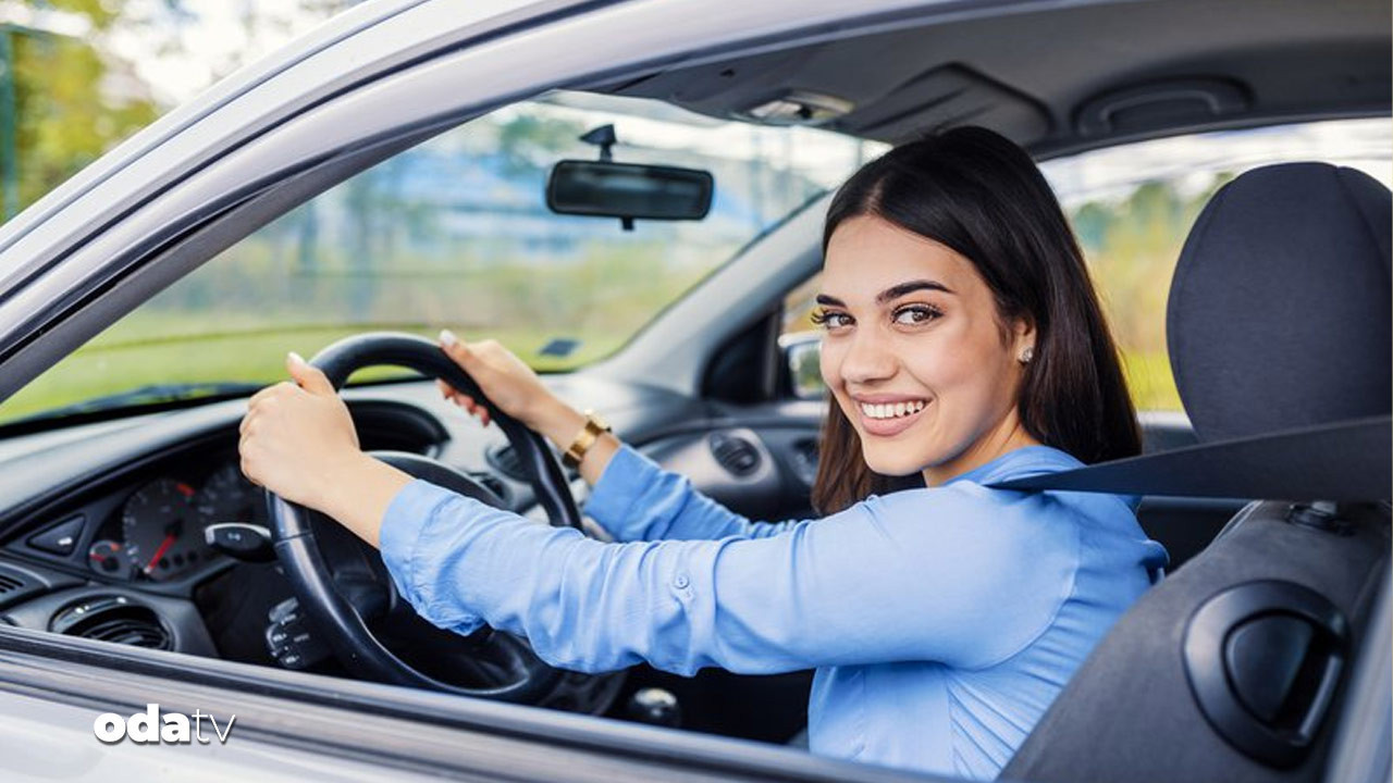 arac satisi artti ama tasit kredilerinde buyuk dusus JJFpFyRn