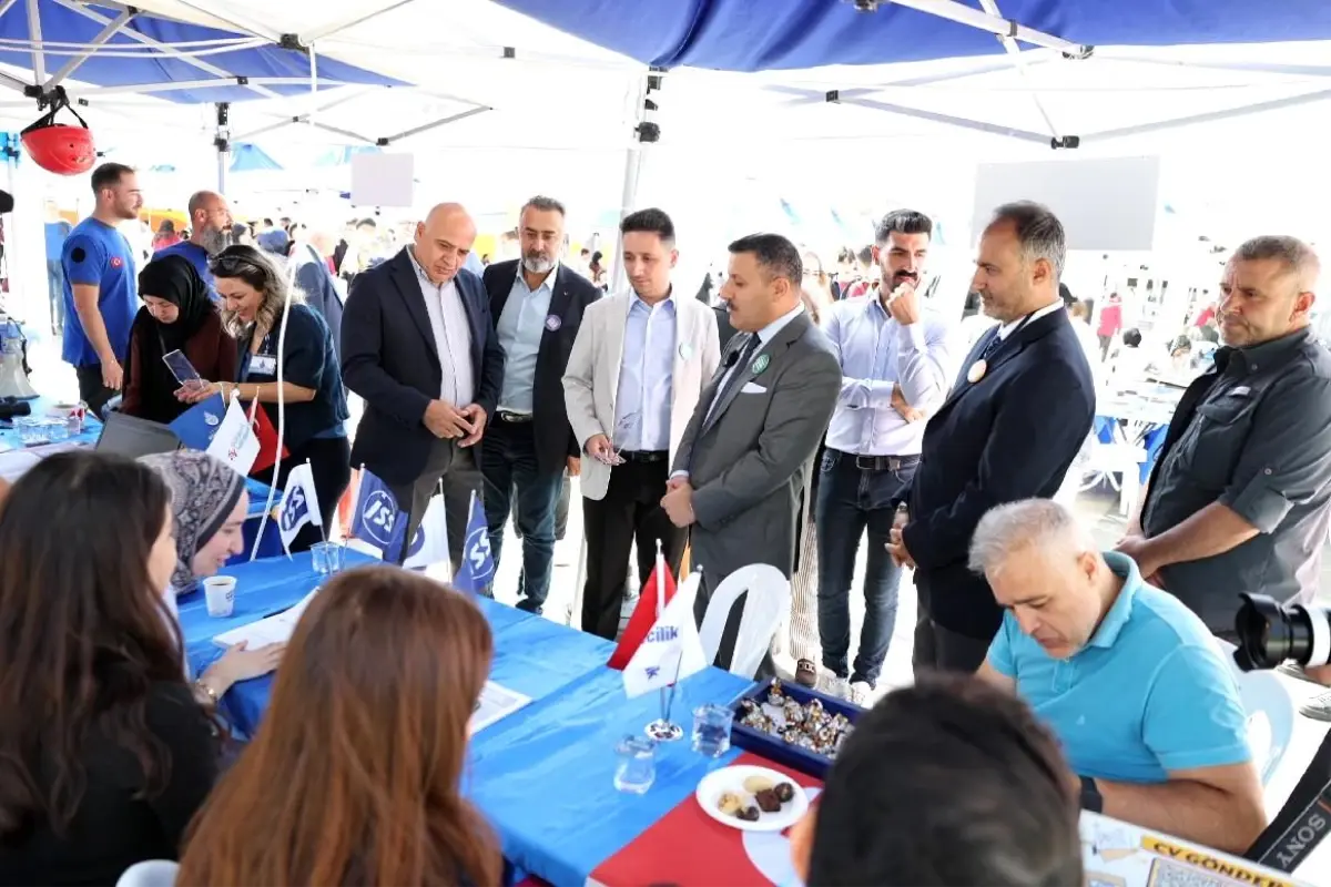 kucukcekmecede 2 istihdam fuari duzenlendi sBRzYJ3l