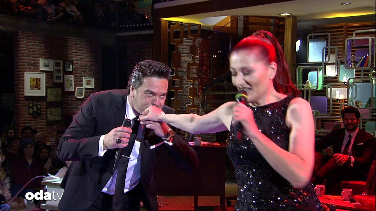 candan ercetinden beyazit ozturke gonderme 516rkxBl