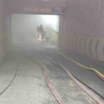 ototparkta-park-halinde-duran-aracta-yangin-cikti-rdTkf7xN