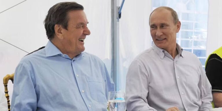 putinin-arabulucu-onerisi-brukseli-karistirdi-abden-yanit-gecikmedi-YAtLTriS
