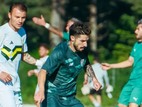 Bursaspor esenler eroksporu iki golle devirdi qTkE97L5