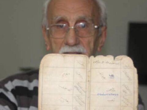 Ismet inonu doneminde uye olan 103 yasindaki emekli ogretmen chpden istifa etti IM6zTNz3